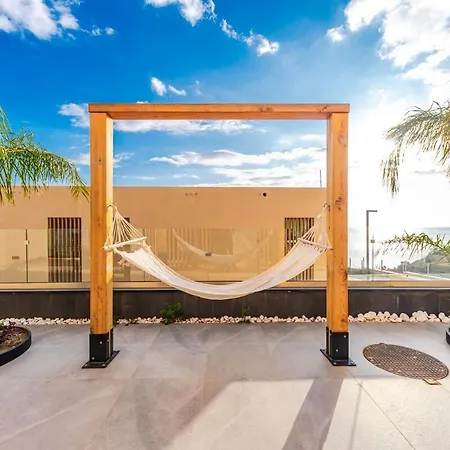 Villa Seaside Retreat Coast By Pikhost *