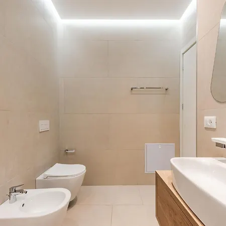 Seaside Retreat Coast By Pikhost *