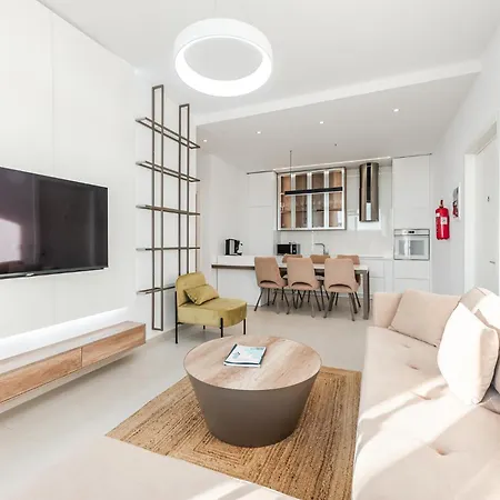 Seaside Retreat Coast By Pikhost Villa *