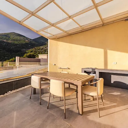 Seaside Retreat Coast By Pikhost Himare