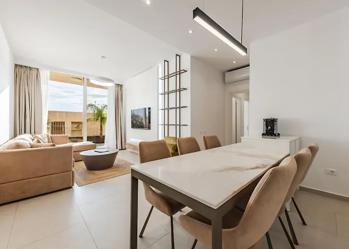 Seaside Retreat Coast By Pikhost * 希马拉